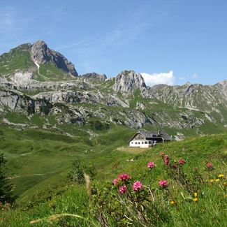 Schoppernau | Gipfeltour Hochkünzelspitze und Hochberg mit Übernachtung auf der Biberacher Hütte