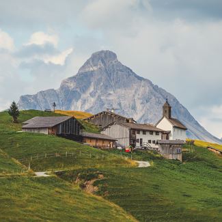 Warth - Bürstegg with panoramic lake