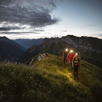 Sunrise hike to the Spitziger Stein